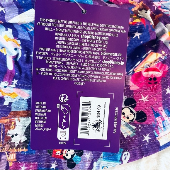 ππ‘ NWT Disney Bucket Hat, Reversible by Joey Chou - Stitch, Mickey, Dumbo, etc - Picture 12 of 12